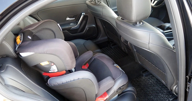 Mazda 2 cena 86800 przebieg: 19000, rok produkcji 2022 z Jarocin małe 596